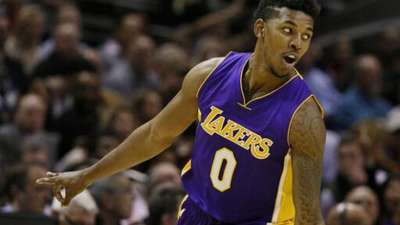 双手发力不 双手发力不